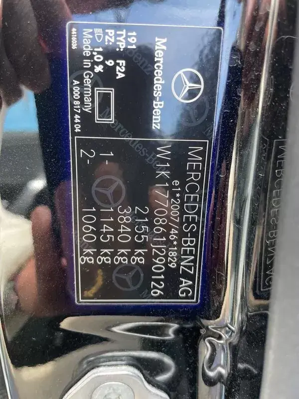Mercedes-Benz A 250 2021 - 24900 EUR, 73596 km - AUTO.MOTO.pt - 73596km - foto 16 de 16