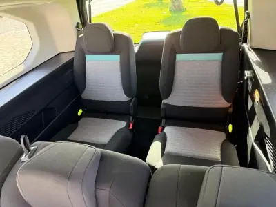 Citroën Berlingo 2021 - 18500 EUR, 211000 km - AUTO.MOTO.pt - 211000km - foto 16 de 37