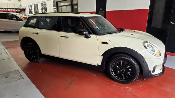 MINI Clubman 2017 - 13890 EUR, 159999 km - AUTO.MOTO.pt - 159999km - foto 3 de 51