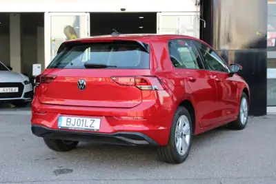 Volkswagen Golf 2021 - 16900 EUR, 4480 km - AUTO.MOTO.pt - 4480km - foto 2 de 25