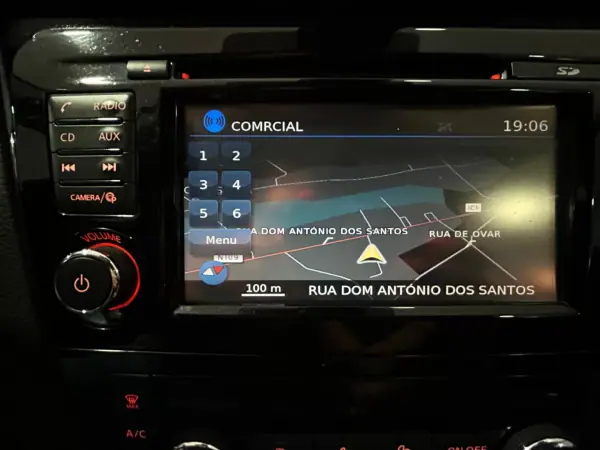 Nissan Qashqai 2018 - 15000 EUR, 84774 km - AUTO.MOTO.pt - 84774km - foto 15 de 23