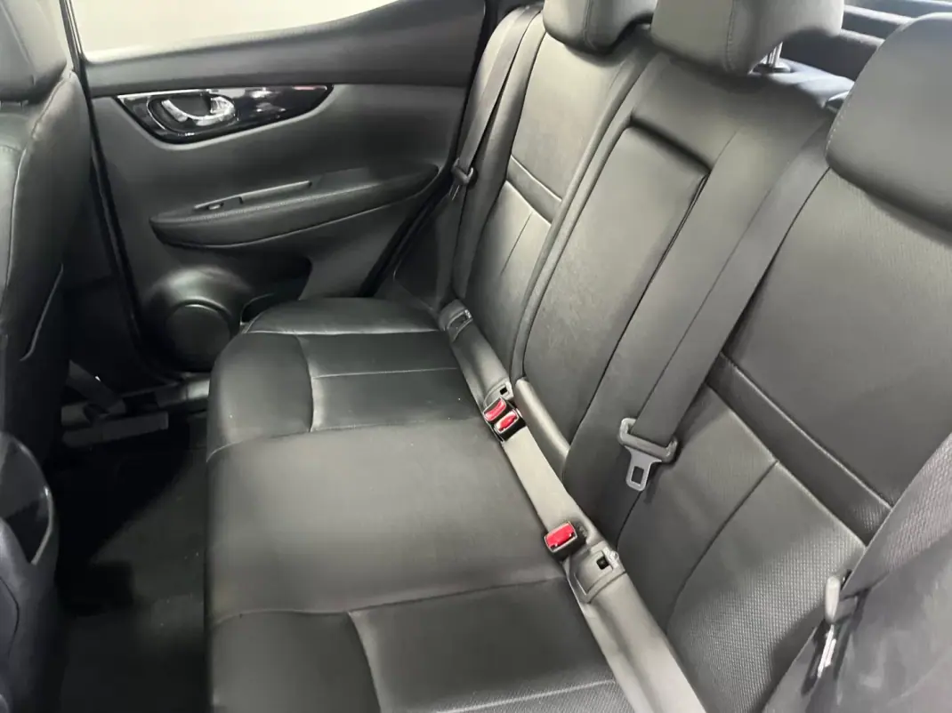 Nissan Qashqai 2014 - 12499 EUR, 176021 km - AUTO.MOTO.pt - 176021km - foto 13 de 28