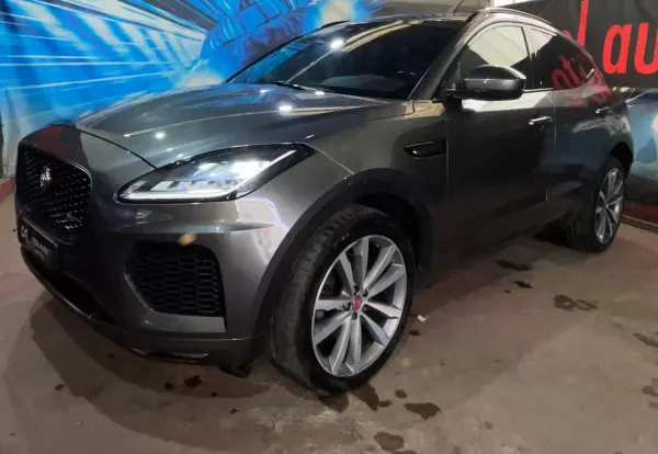 Jaguar E-Pace 2018 - 20899 EUR, 129000 km - 129000km - foto 9 de 48