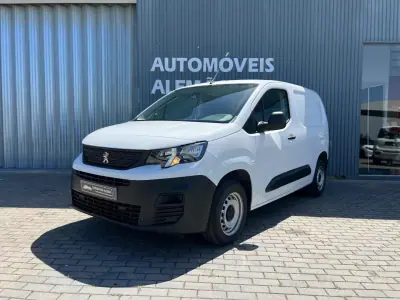 Peugeot PARTNER  GIRAFON 2023