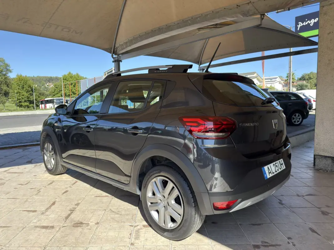 Dacia Sandero 2021 - 12950 EUR, 82532 km - 82532km - foto 5 de 28
