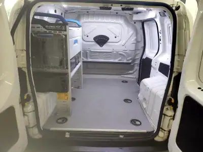 Fiat FIORINO 1.3 MULTIJET 2018 - 7980 EUR, 174000 km - AUTO.MOTO.pt - 174000km - foto 6 de 20