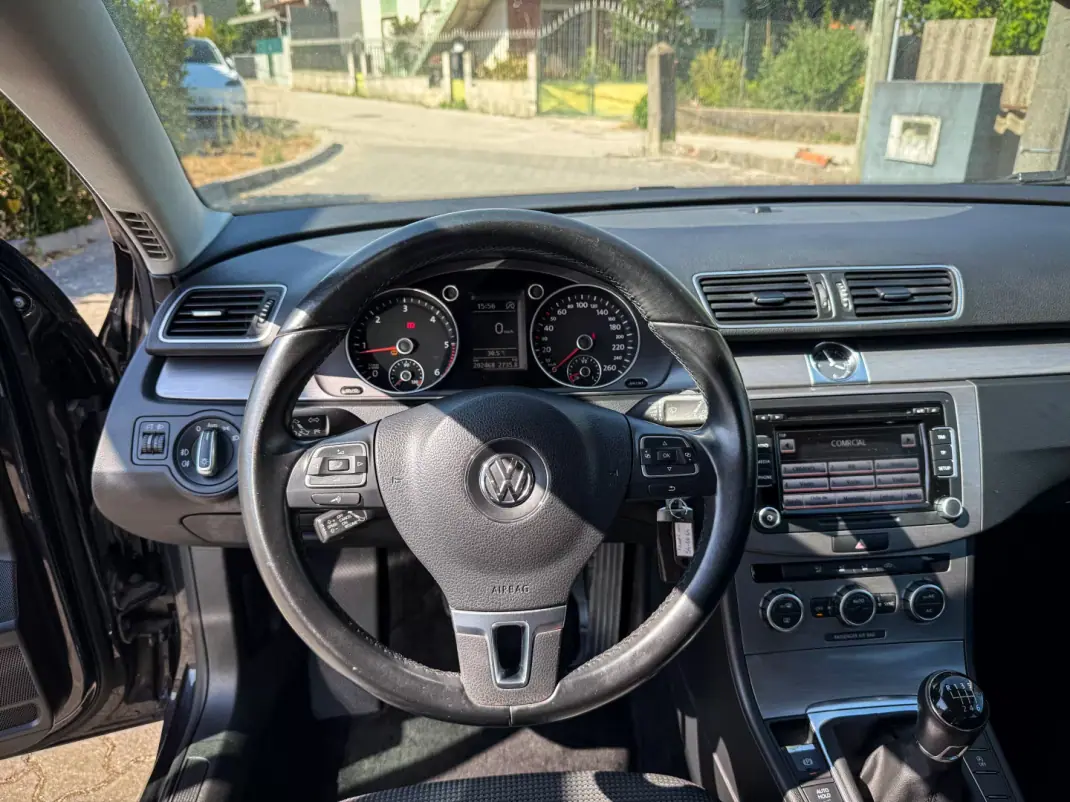 Volkswagen Passat Variant 2014 - 10880 EUR, 202000 km - 202000km - foto 6 de 12