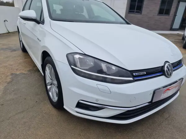Volkswagen Golf 2019 - 18999 EUR, 139668 km - AUTO.MOTO.pt - 139668km - foto 2 de 30