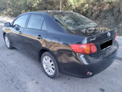 Toyota Corolla 2010 - 9750 EUR, 180000 km - foto 5 de 26
