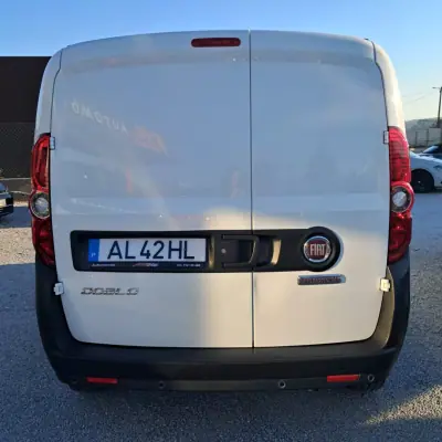 Fiat Doblo 2021 — foto 5 de 13