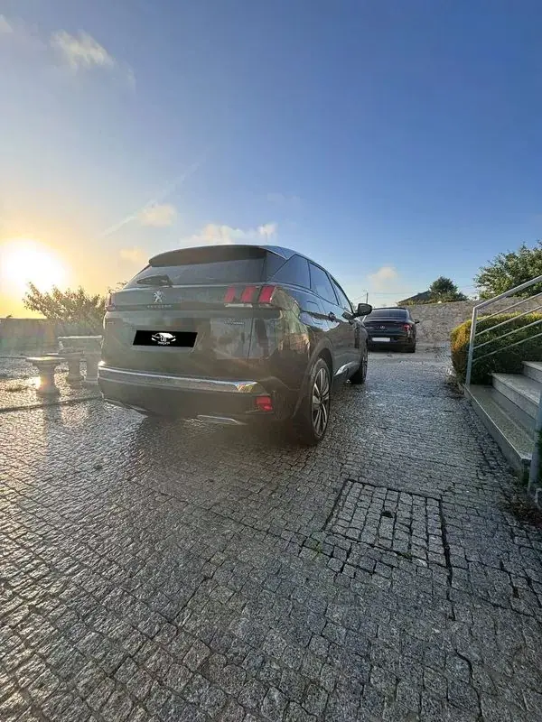 Peugeot 3008 2020 - 15499 EUR, 204500 km - AUTO.MOTO.pt - 204500km - foto 4 de 21
