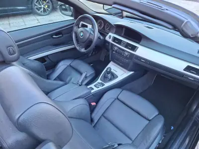 BMW 320 2010 - 15900 EUR, 220000 km - AUTO.MOTO.pt - 220000km - foto 23 de 42