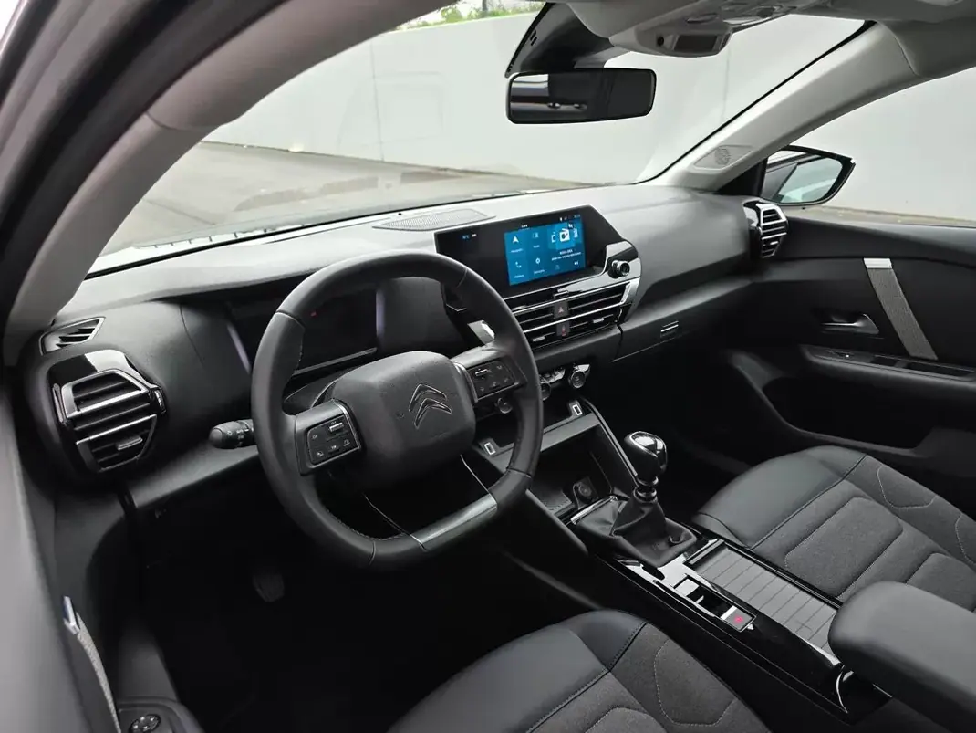 Citroën C4 2024 - 17800 EUR, 27000 km - AUTO.MOTO.pt - 27000km - foto 16 de 40