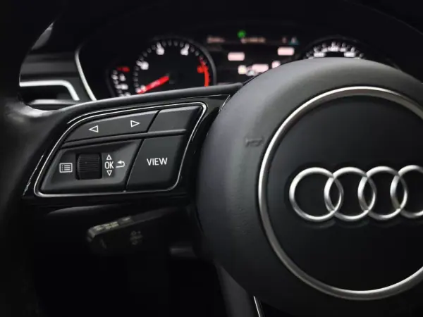 Audi A4 Avant 2020 - 24450 EUR, 165057 km - AUTO.MOTO.pt - 165057km - foto 24 de 47
