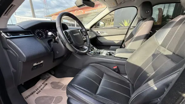 Land Rover Range Rover Velar 2018 - 26990 EUR, 179000 km - 179000km - foto 31 de 39