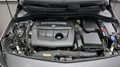 Mercedes-Benz B 180 2017 - 15990 EUR, 120000 km - AUTO.MOTO.pt - 120000km - foto 26 de 27