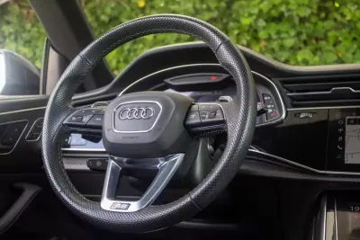 Audi RS Q8 2021 - 131900 EUR, 91000 km - AUTO.MOTO.pt - 91000km - foto 19 de 26