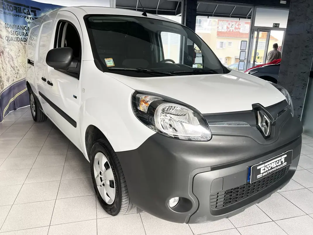 Renault KANGOO EXPRESS MAXI Z.E. 33 2021 - 15800 EUR, 22422 km - AUTO.MOTO.pt - 22422km - foto 2 de 21