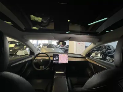 Tesla Model 3 2021 - 31990 EUR, 85000 km - AUTO.MOTO.pt - 85000km - foto 5 de 45