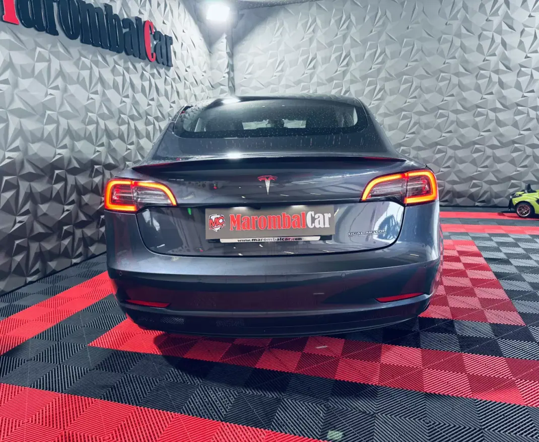 Tesla Model 3 2022 - 32990 EUR, 70718 km - AUTO.MOTO.pt - 70718km - foto 4 de 33