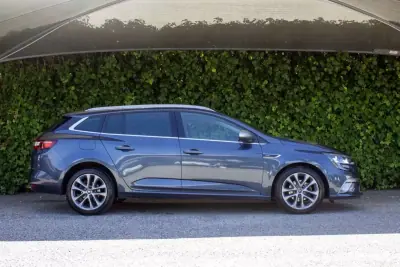 Renault Mégane Sport Tourer 2019 - 13990 EUR, 161000 km - 161000km - foto 6 de 16