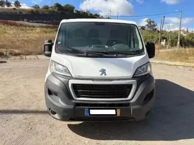 Peugeot Boxer 2020 - 12999 EUR, 70000 km - AUTO.MOTO.pt - 70000km - foto 3 de 14