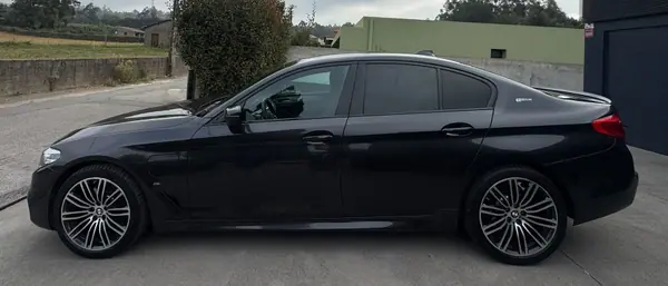 BMW 530e 2018 — foto 2 de 11