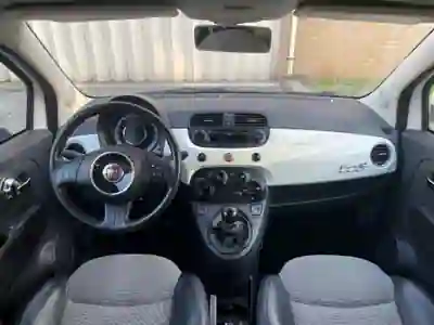 Fiat 500C 2013 - 6990 EUR, 102000 km - AUTO.MOTO.pt - 102000km - foto 8 de 15