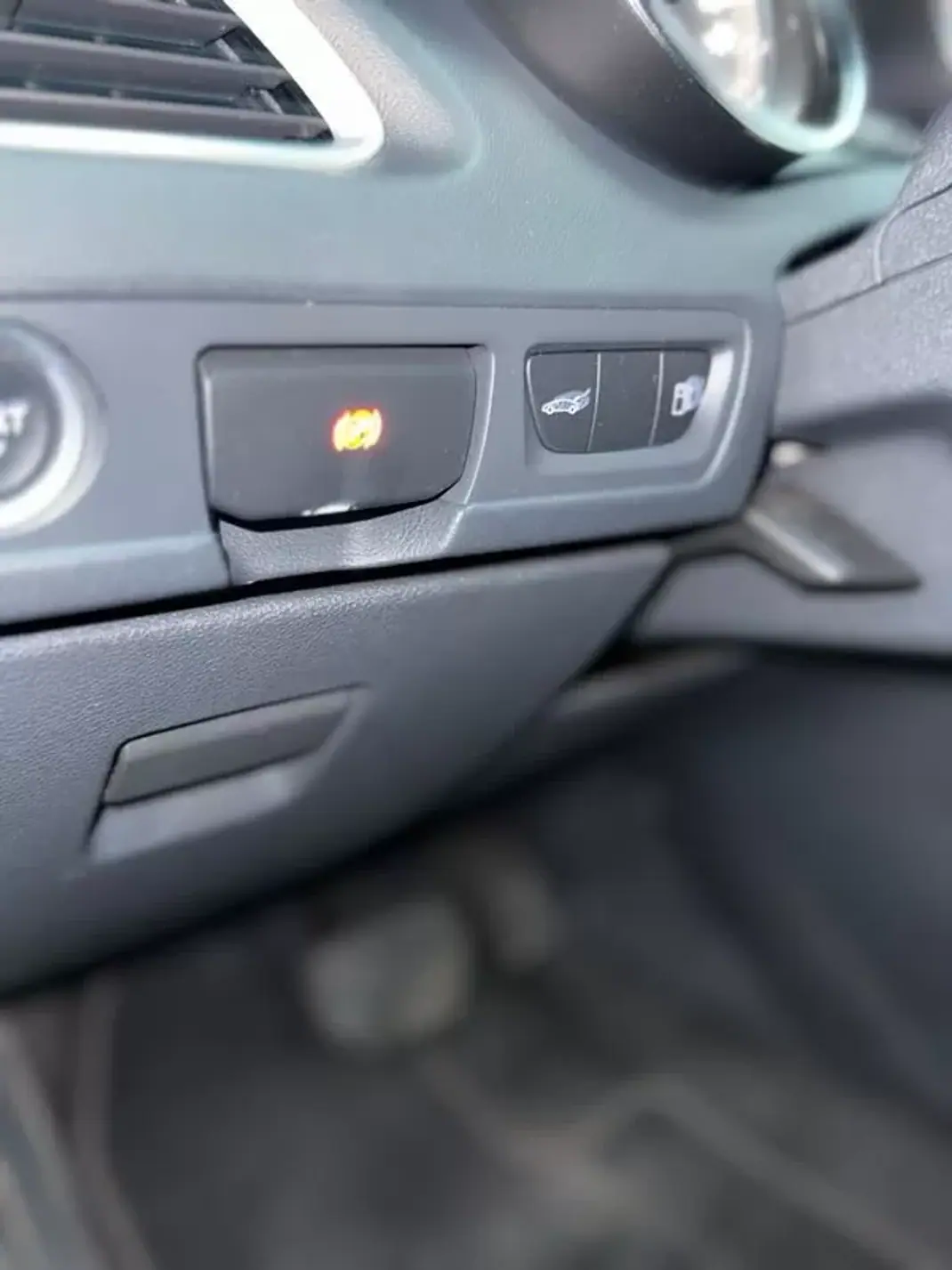 Peugeot 508 RXH 2014 - 13990 EUR, 270000 km - AUTO.MOTO.pt - 270000km - foto 21 de 25