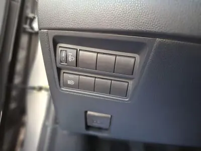 Toyota Yaris 2021 - 17900 EUR, 42195 km - foto 5 de 16