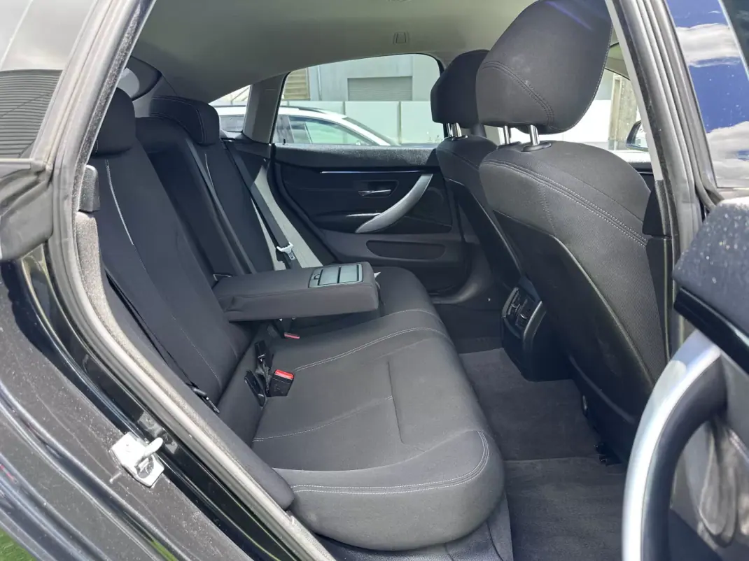 BMW 418 Gran Coupé 2014 - 17500 EUR, 220000 km - AUTO.MOTO.pt - 220000km - foto 39 de 63