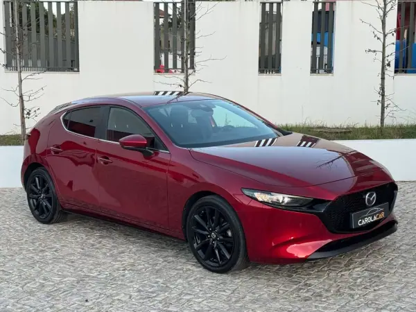 Mazda 3 2019 Híbrido (Gasolina) — 80 000 km Mazda 3 2019 Híbrido (Gasolina)