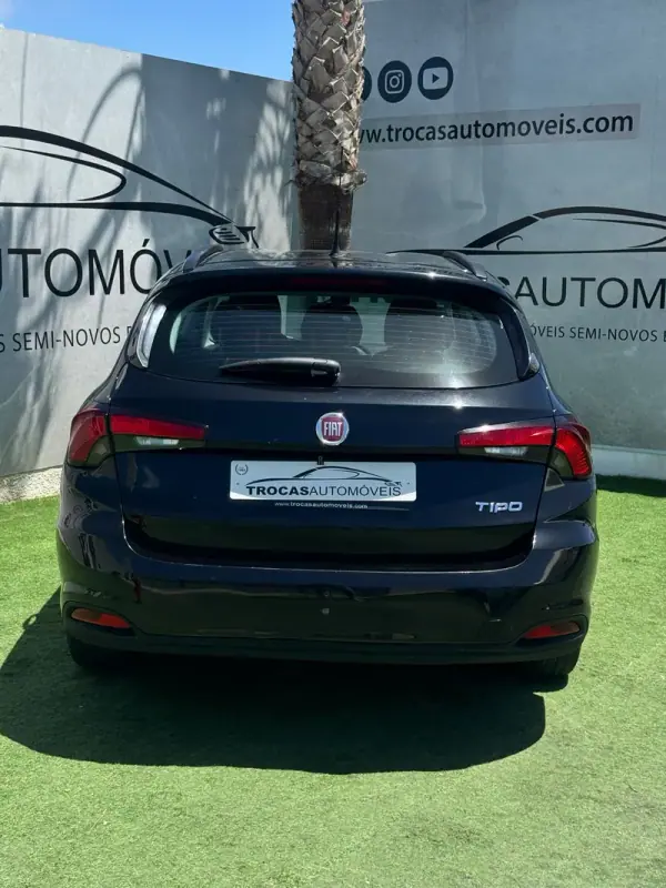 Fiat Tipo Station Wagon 2018 - 8990 EUR, 170836 km - AUTO.MOTO.pt - 170836km - foto 6 de 21