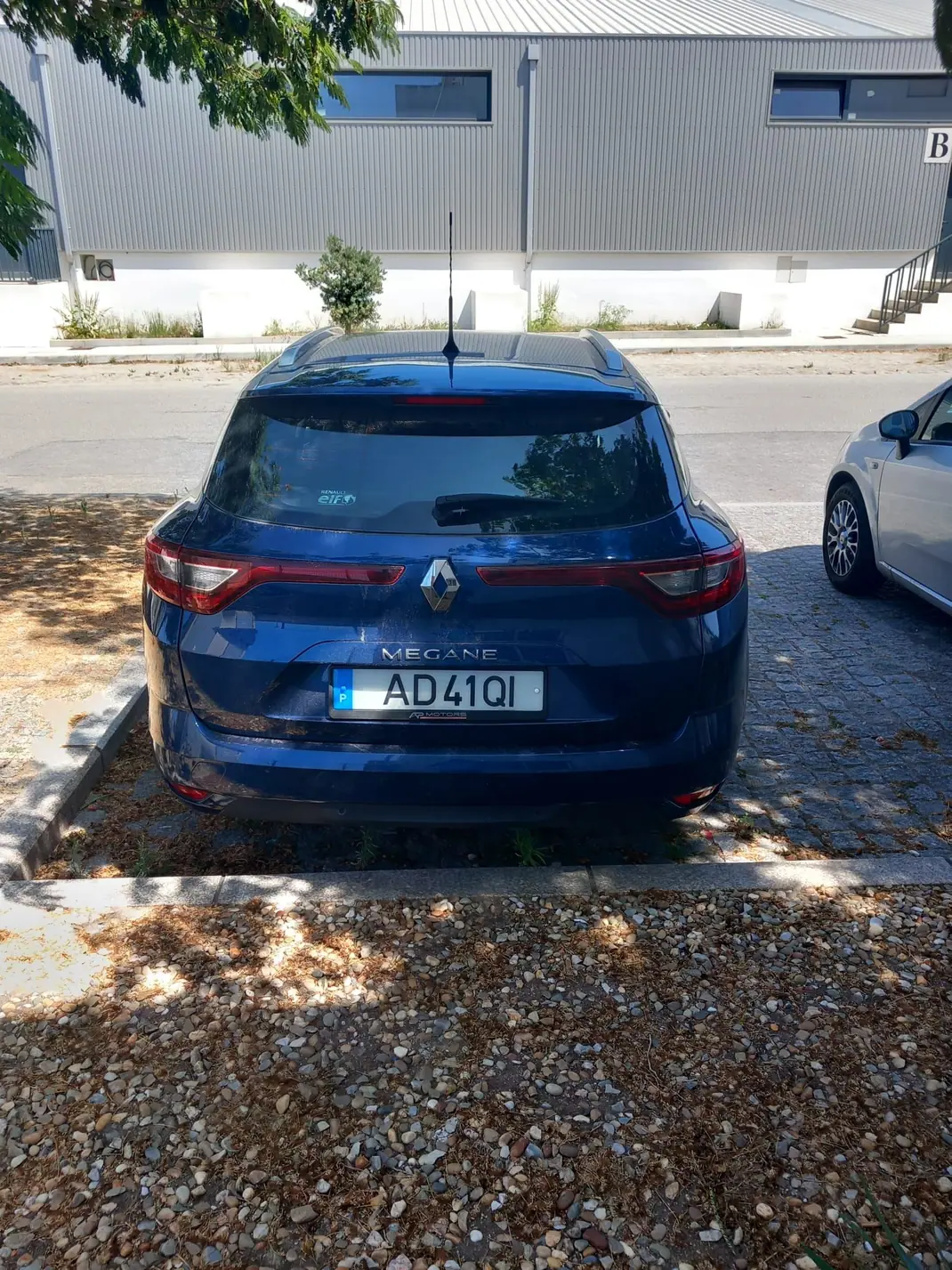 Renault Mégane Sport Tourer 2016 - 6850 EUR, 249000 km - 249000km - foto 2 de 8