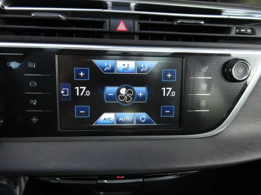 Citroën C4 Grand Picasso 2014 - 11490 EUR, 185000 km - AUTO.MOTO.pt - 185000km - foto 54 de 60