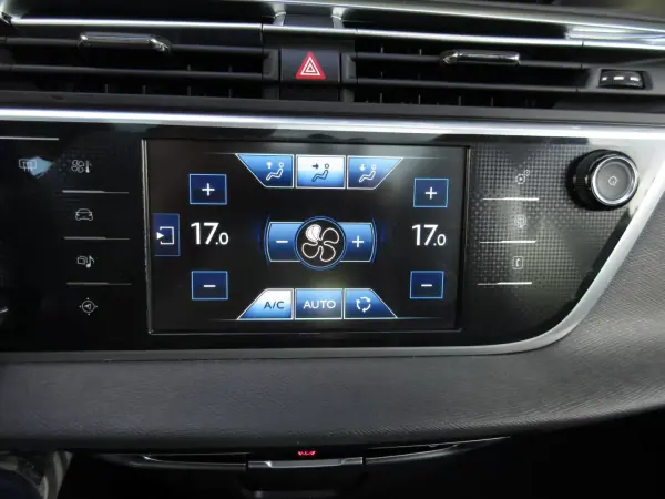 Citroën C4 Grand Picasso 2014 - 11490 EUR, 185000 km - AUTO.MOTO.pt - 185000km - foto 54 de 60