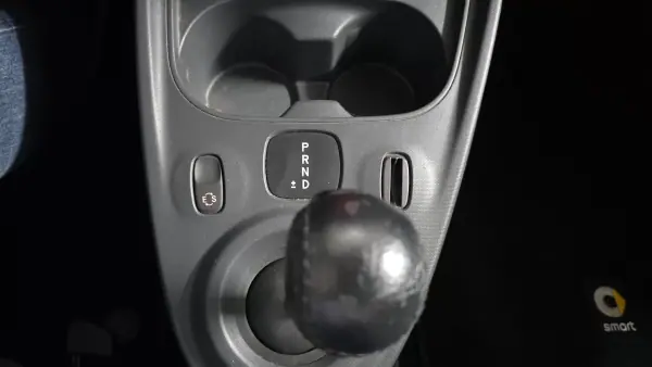 Smart ForTwo Coupé 2018 - 14990 EUR, 72000 km - AUTO.MOTO.pt - 72000km - foto 10 de 37
