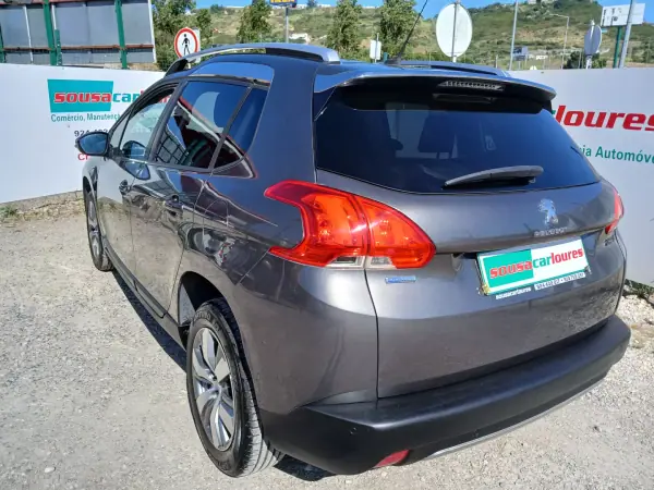 Peugeot 2008 2015 - 8450 EUR, 67397 km - AUTO.MOTO.pt - 67397km - foto 10 de 26