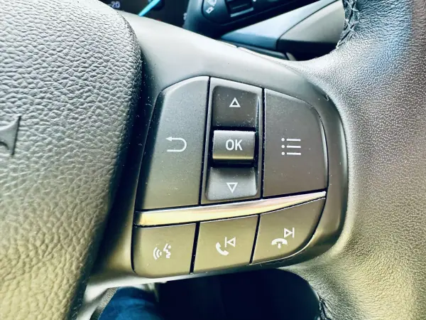 Ford Focus 2019 - 13990 EUR, 83000 km - AUTO.MOTO.pt - 83000km - foto 46 de 51