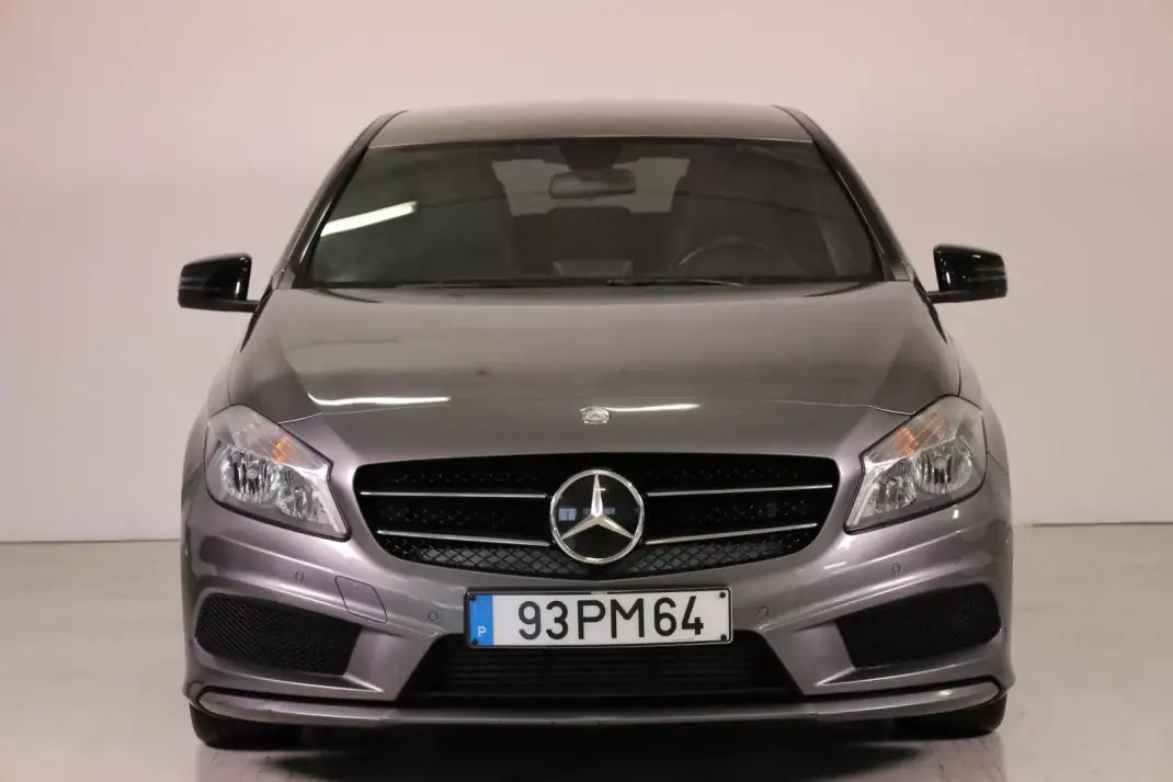 Mercedes-Benz A 200 2015 - 20950 EUR, 54047 km - AUTO.MOTO.pt - 54047km - foto 2 de 32