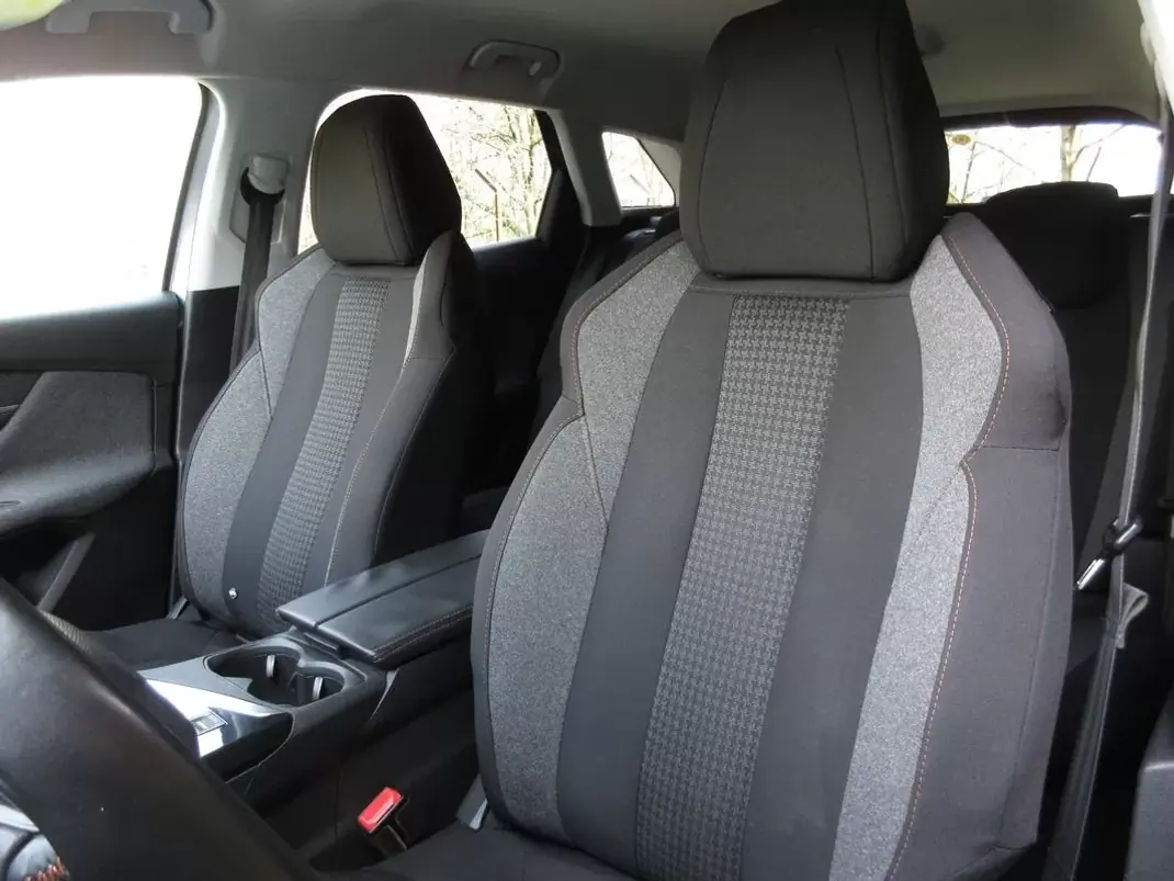 Peugeot 3008 2017 - 17990 EUR, 168000 km - 168000km - foto 18 de 37
