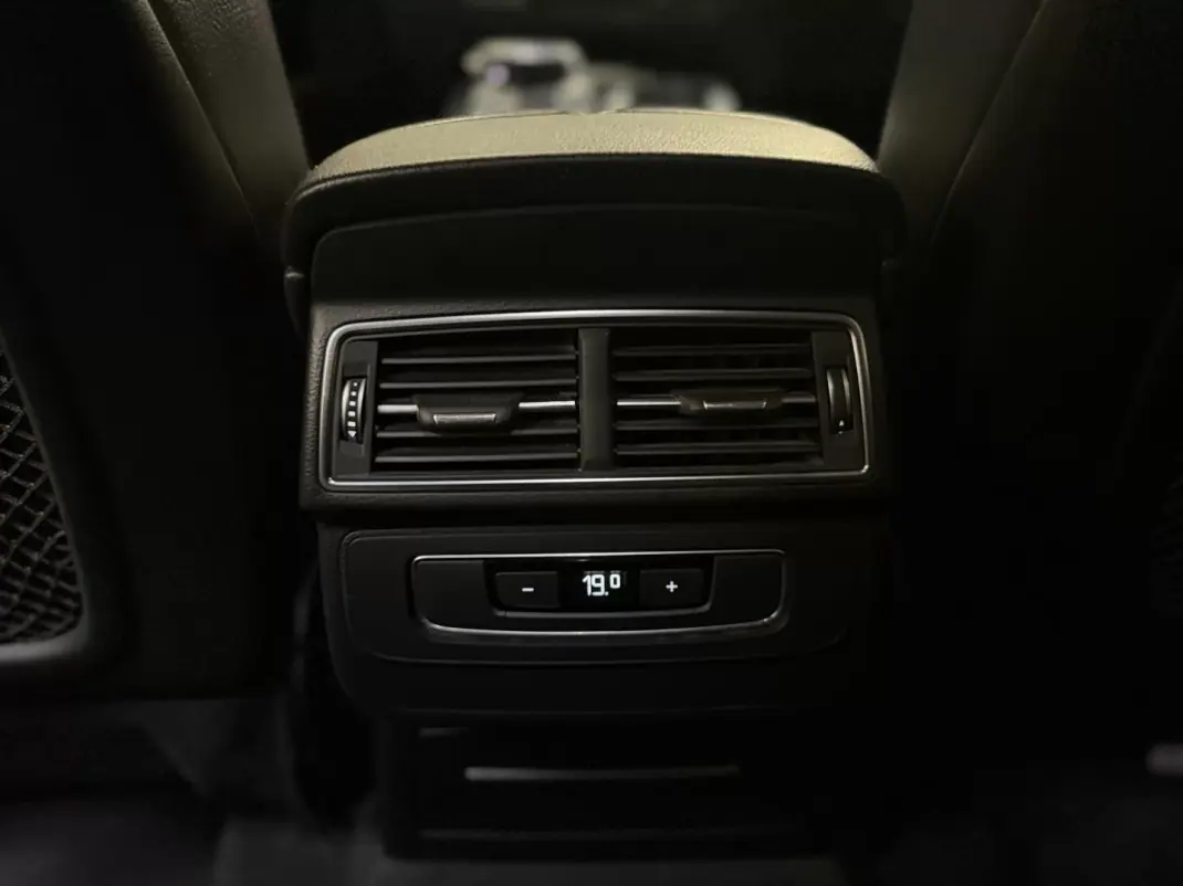 Audi Q7 2016 - 34900 EUR, 240000 km - 240000km - foto 19 de 20
