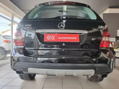 Mercedes-Benz ML 320 2006 - 17990 EUR, 269000 km - AUTO.MOTO.pt - 269000km - foto 8 de 32