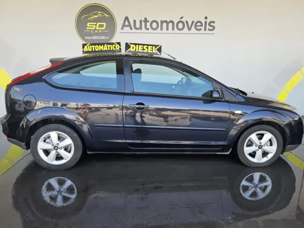 Ford Focus 2006 - 6750 EUR, 130000 km - AUTO.MOTO.pt - 130000km - foto 3 de 10