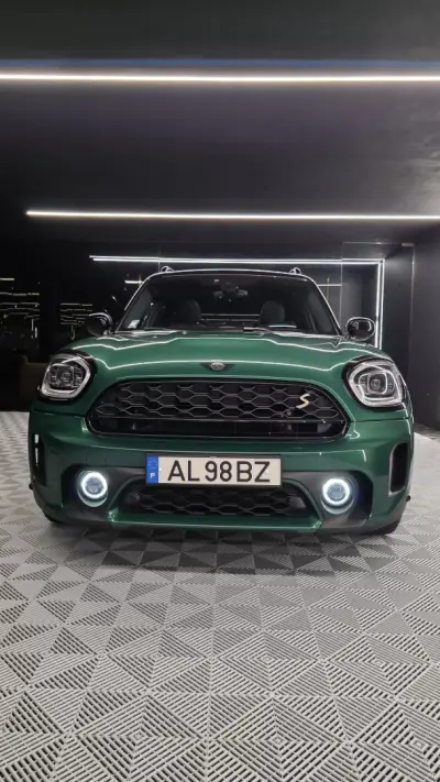 MINI Countryman 2021 - 24750 EUR, 130000 km - AUTO.MOTO.pt - 130000km - foto 3 de 26