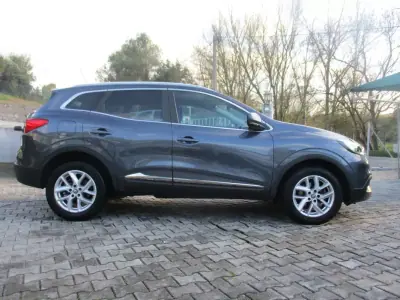 Renault Kadjar 2018 - 14990 EUR, 105000 km - 105000km - foto 8 de 29