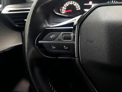 Peugeot 208 2020 - 17900 EUR, 94355 km - AUTO.MOTO.pt - 94355km - foto 19 de 23