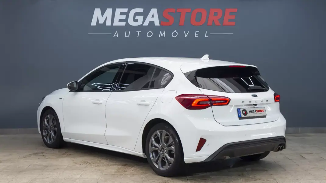 Ford Focus 2024 - 19900 EUR, 52000 km - AUTO.MOTO.pt - 52000km - foto 5 de 36