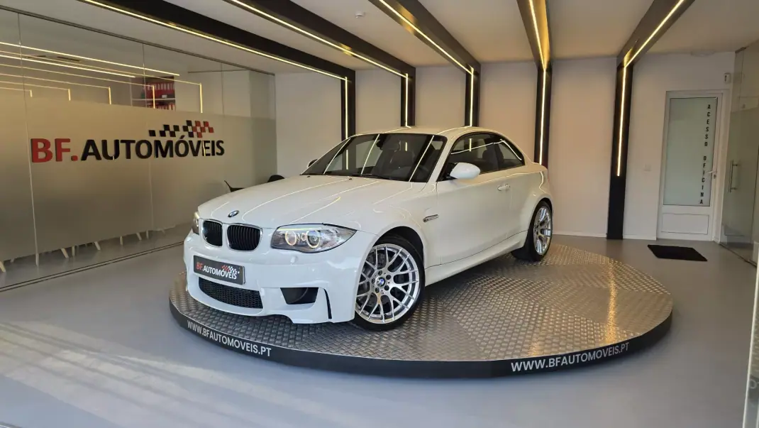BMW 1M Coupe 2012 - 67500 EUR, 67790 km - AUTO.MOTO.pt - 67790km - foto 2 de 61
