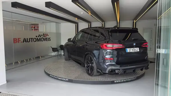 BMW X5 2019 - 52750 EUR, 127589 km - AUTO.MOTO.pt - 127589km - foto 3 de 70